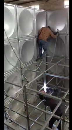 不銹鋼方型水箱安裝視頻1